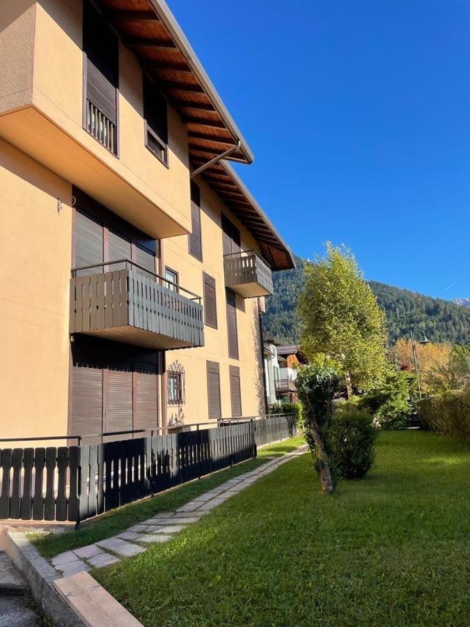 La Finestra Sulle Dolomiti - The Window To The Dolomites Apartment Fiera Di Primiero Ngoại thất bức ảnh